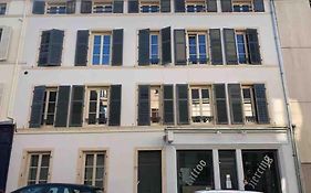 Les Pyou-Pyous